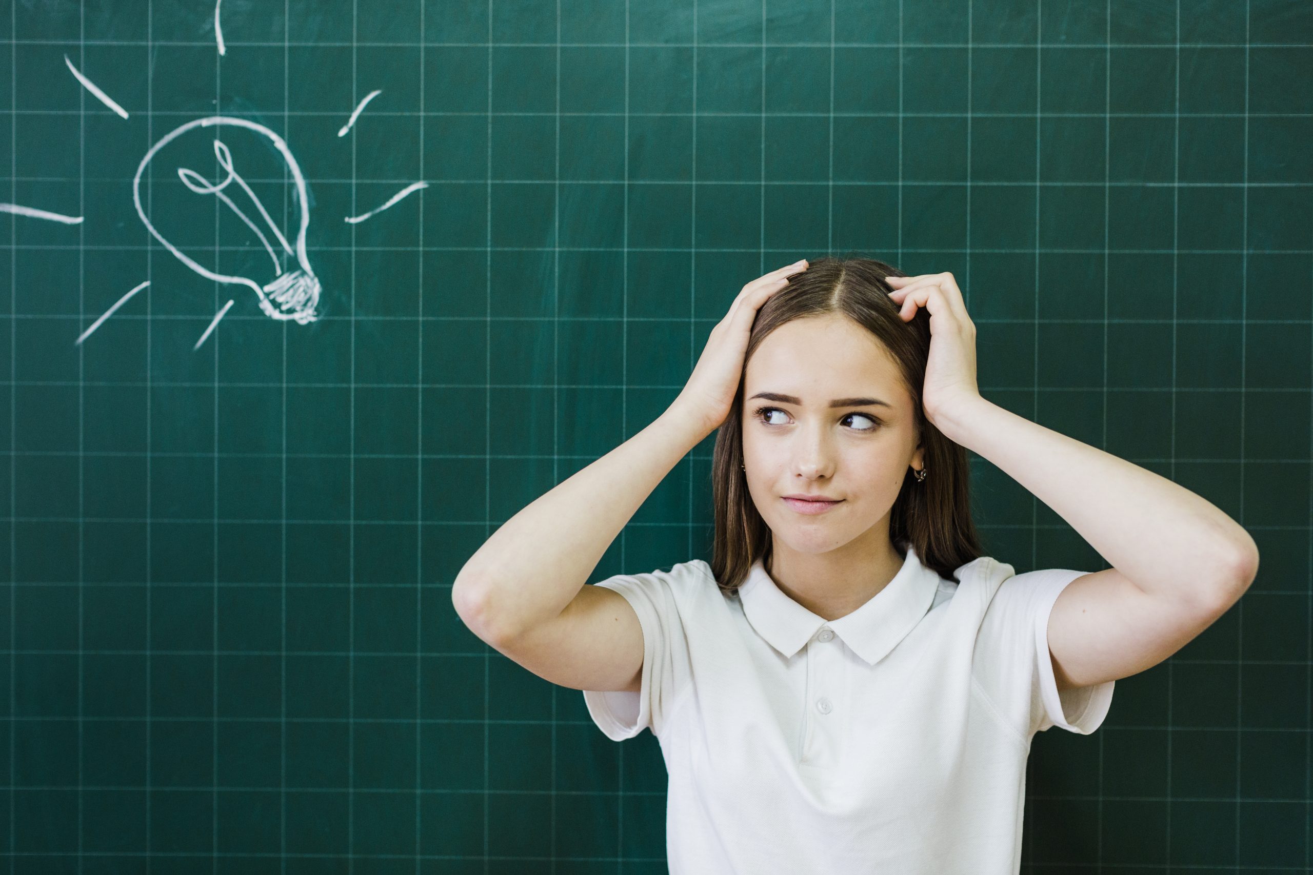 Desarrollo del Pensamiento Crítico en la Era Digital: Estrategias para Analizar Información en Internet